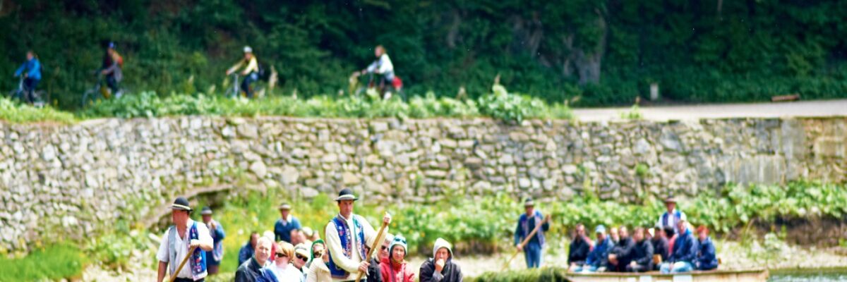 Splav-Dunajca-na-pltiach